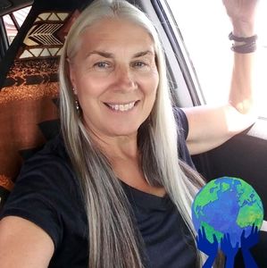 Meet your Posher, Nivette